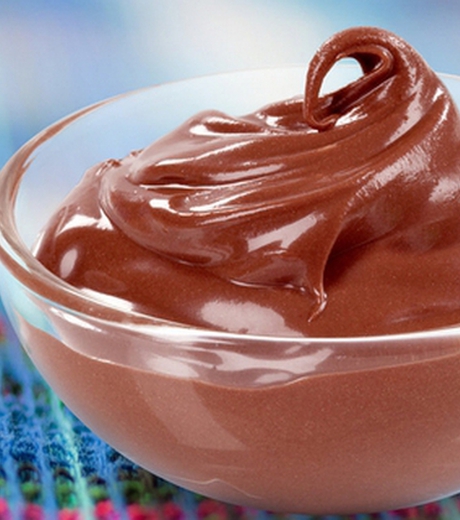 შოკოლადი რომ ყველას უყვარს, ეს ცნობილია. მისი გაკეთება მარტივად, სახლის პირობებშიც შეგიძლიათ.