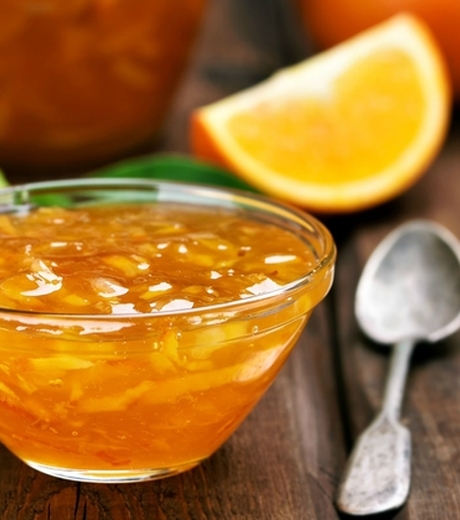 ძალიან მარტივი რეცეპტი ფორთოხლის მარმალადის მოსამზადებლად. გადაუსვით პურზე და მიირთვით გემრიელად.