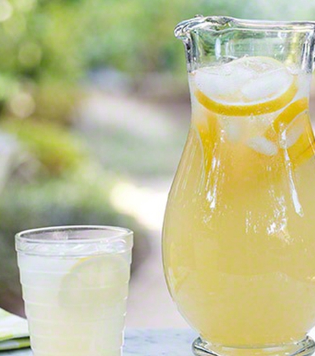 უმარტივესი და საუკეთესო გამაგრილებელი სასმელი ზაფხულის ცხელი დღეებისათვის :)